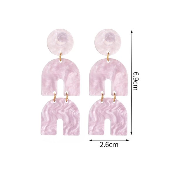 $5 JEWELRY CLEAROUT Acrylic Geometric Earrings - Picture 4 of 5